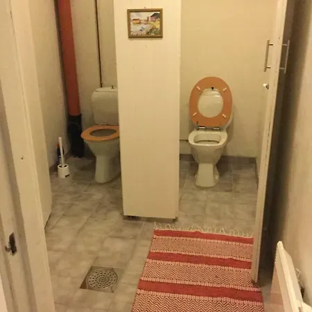 Moskusstuggu Ξενοδοχείο με κάψουλες